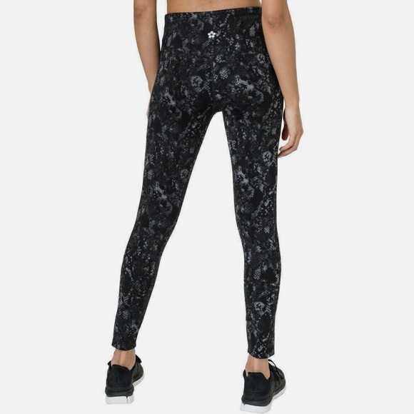 Tuff Athletics Pants - Tuff Apparel Black and Grey Snakeskin Print Pants Size X Small With Side Pockets